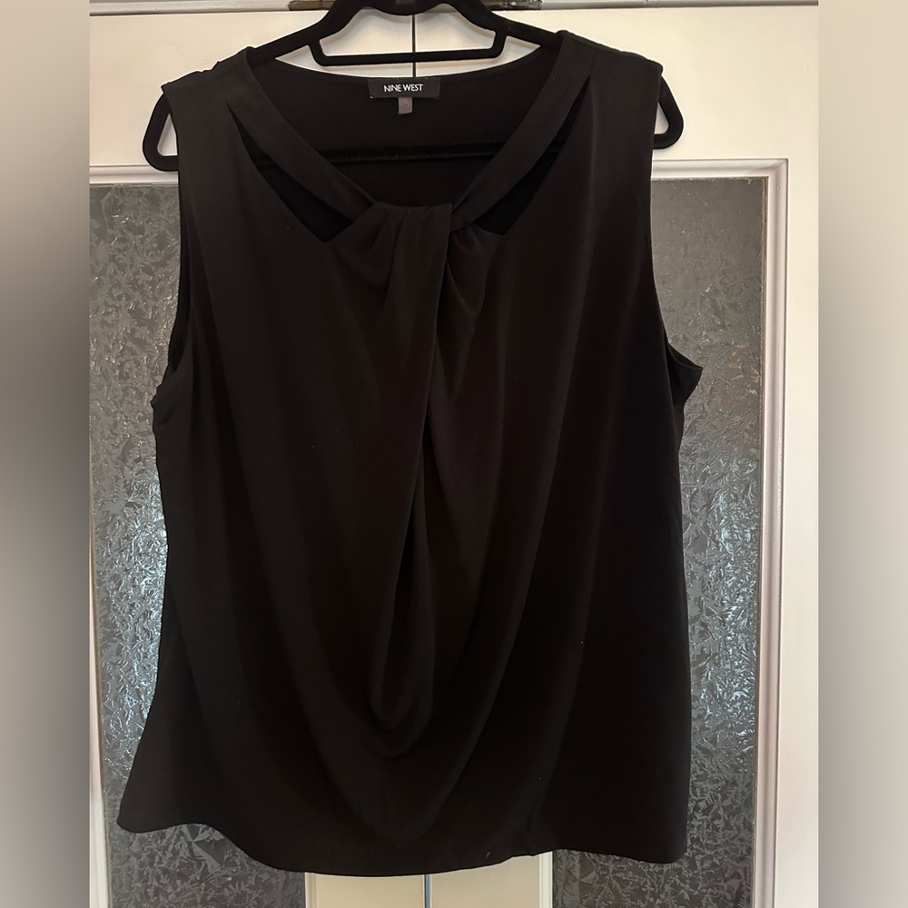 Twist Detail Sleeveless Stretch Jersey Top